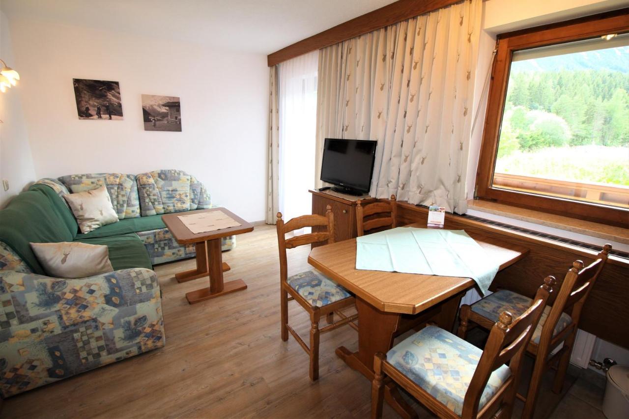 Ivos Sonnenpension Leutasch Buitenkant foto