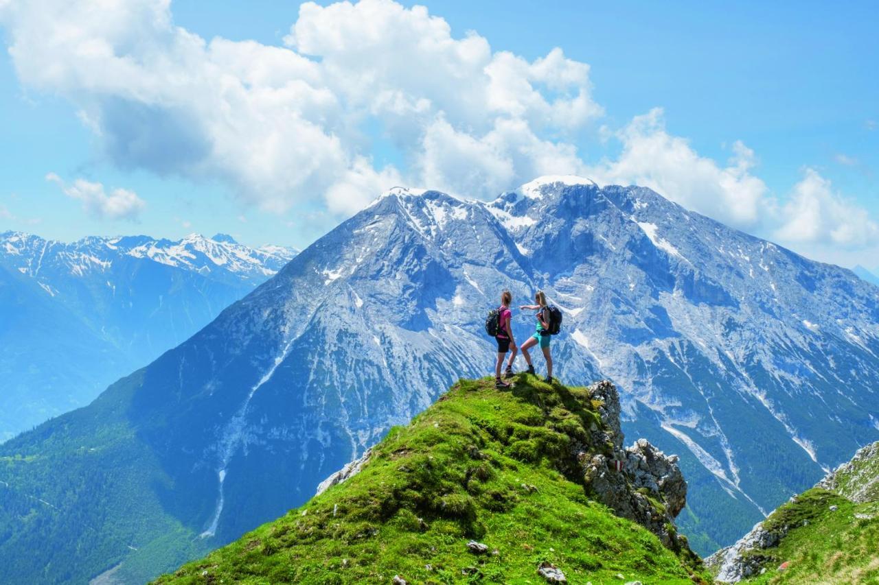Ivos Sonnenpension Leutasch Buitenkant foto